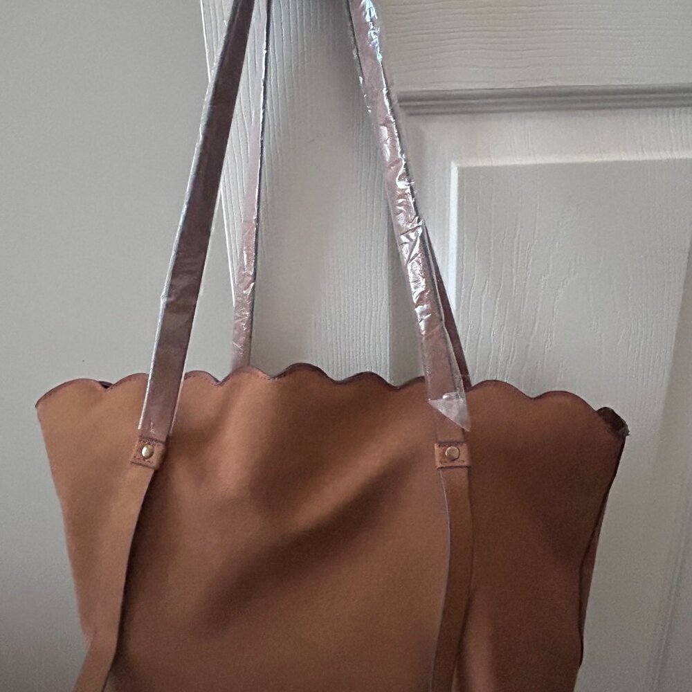 NWT T-Shirt & Jeans Tote with Grommets and Tassel Vegan Suede Shoulder Bag NEW - Picture 7 of 16